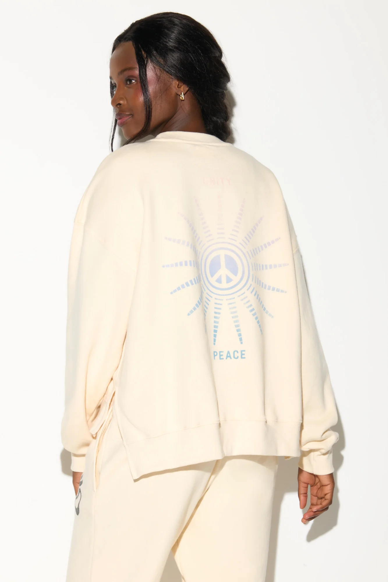 Emit Peace Bex High-Low Crew